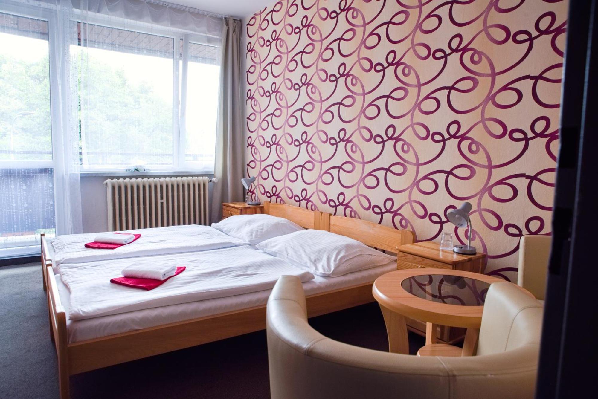 Hotel Zimni Stadion นาคอด ภายนอก รูปภาพ