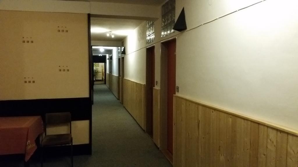 Hotel Zimni Stadion นาคอด ภายนอก รูปภาพ