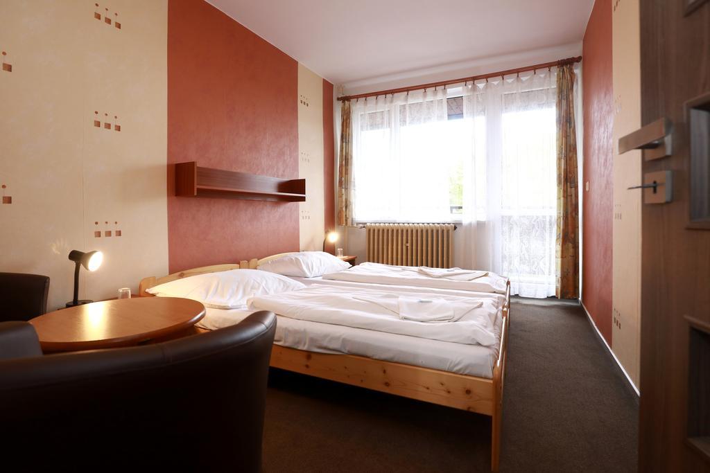 Hotel Zimni Stadion นาคอด ภายนอก รูปภาพ